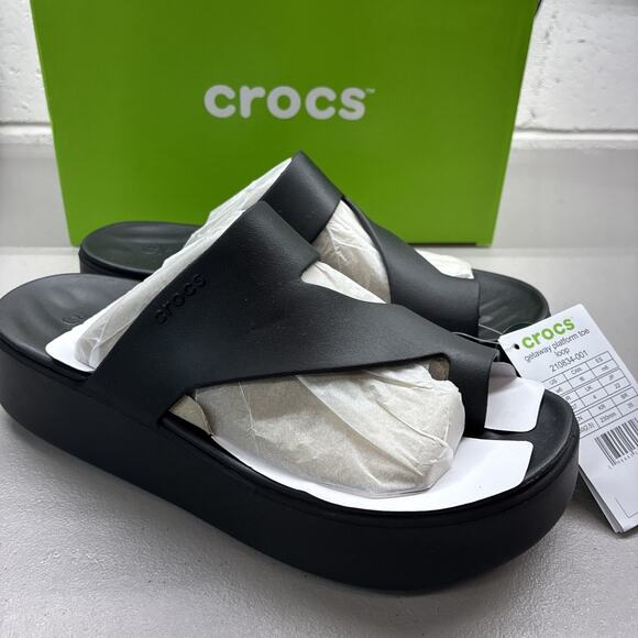 CROCS Shoes - Crocs Womens 6 Getaway Platform Toe Loop Sandals Slides Platforms 210834-001 NEW